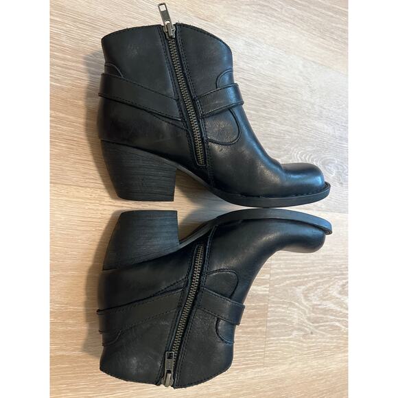 BORN Carmel Harness Booties US 7 M Black Leather Heels Chelsea Ankle Boots - Picture 6 of 7